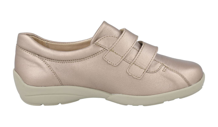 Women's Wide Fit DB Bullfinch Shoes in Black Leather - Image 1