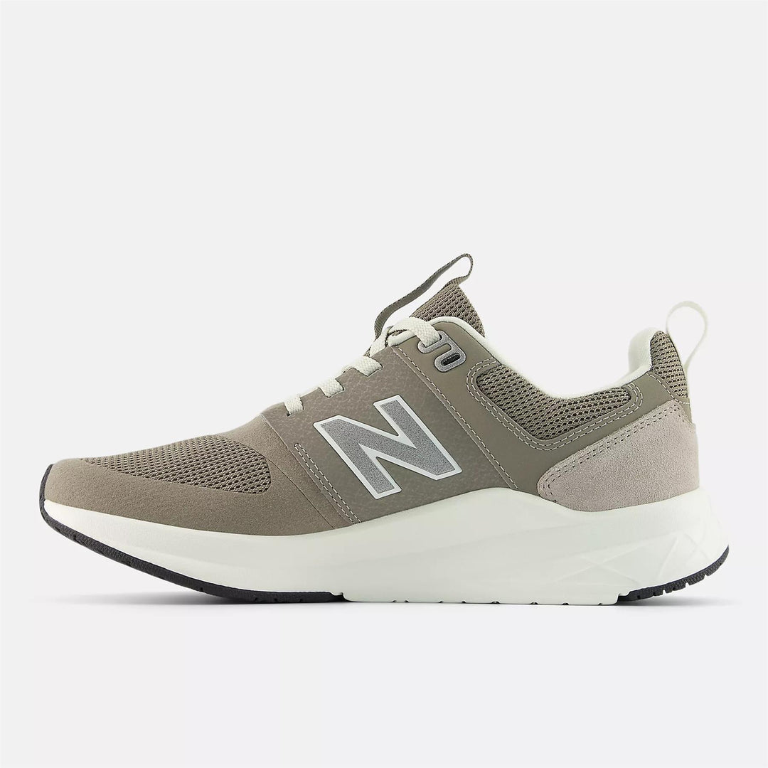 Men's Wide Fit New Balance Dynasoft UA900DC2 Running Trainers in Dockside - Image 5