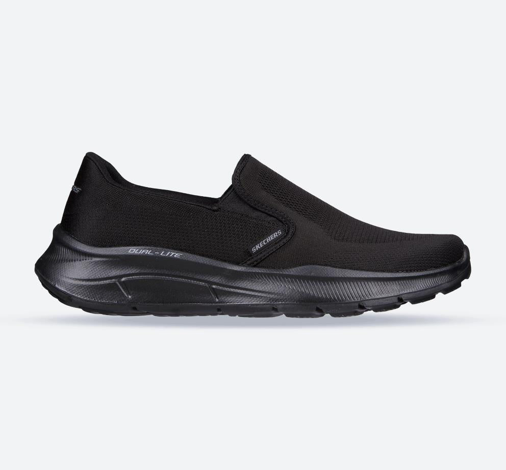 Men's Wide Fit Skechers 232516WW  Equalizer 5.0 Grand Legacy Trainers in Black - Image 1