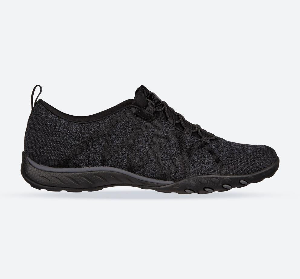 Women's Wide Fit Skechers 100301 Relaxed Fit Breathe Easy Infi Knity Trainers - Black in Black - Image 1