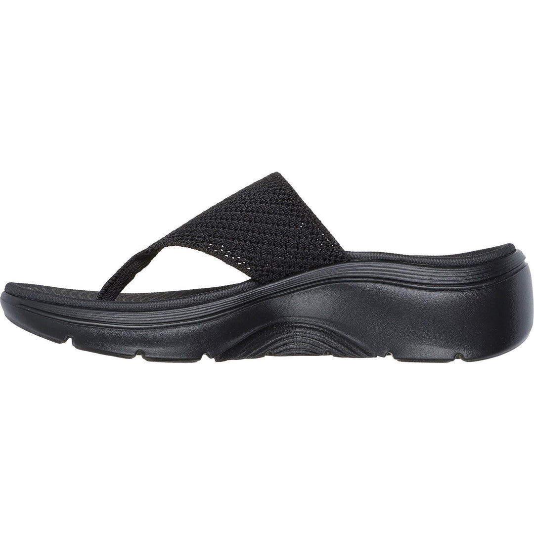 Women's Wide Fit Skechers 140861 Carrie Go Walk Arch Fit 2.0 Sandals in Black - Image 4