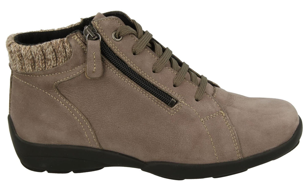 Womens Wide Fit DB Andes Boots in Black - Image 11