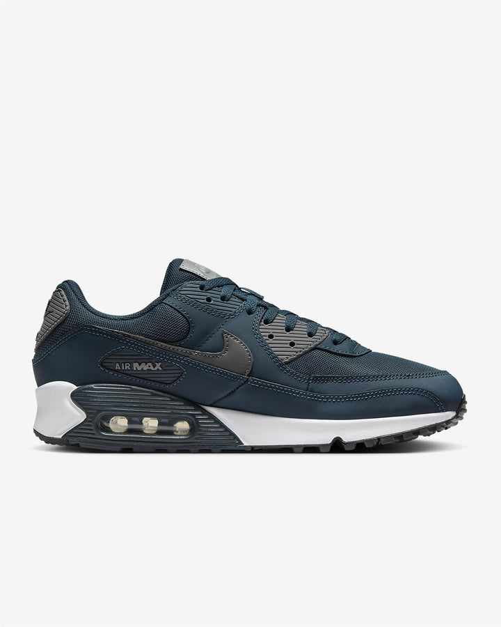 Men's Wide Fit Nike HM0625-400 Air Max 90 Trainers in Armoury Navy/White - Image 1