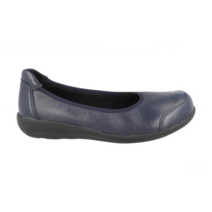 Women's Wide Fit DB Whitethroat Shoes in Black Stretch / Lea - Image 7