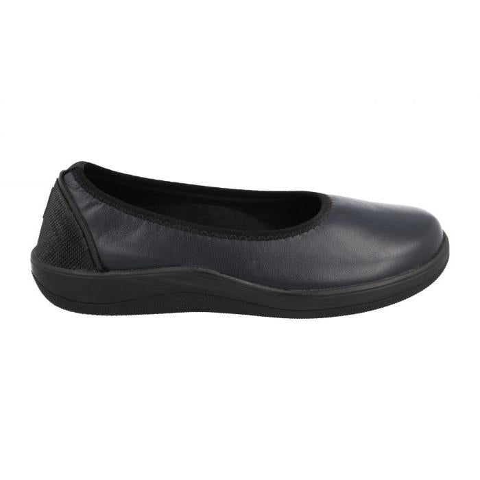Women's Wide Fit DB Curtis Shoes in Black - Image 1
