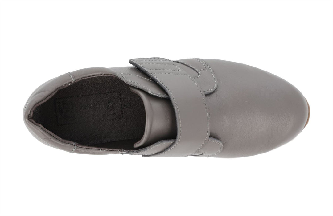 Women's Wide Fit DB Rail Shoes in Black Stretch Leather - Image 15
