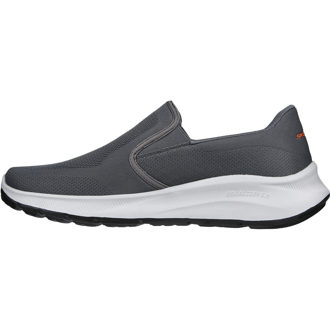 Men's Wide Fit Skechers 232516WW  Equalizer 5.0 Grand Legacy Trainers in Black - Image 10