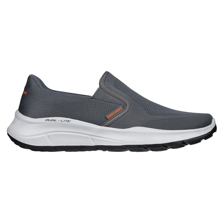 Men's Wide Fit Skechers 232516WW  Equalizer 5.0 Grand Legacy Trainers in Black - Image 1