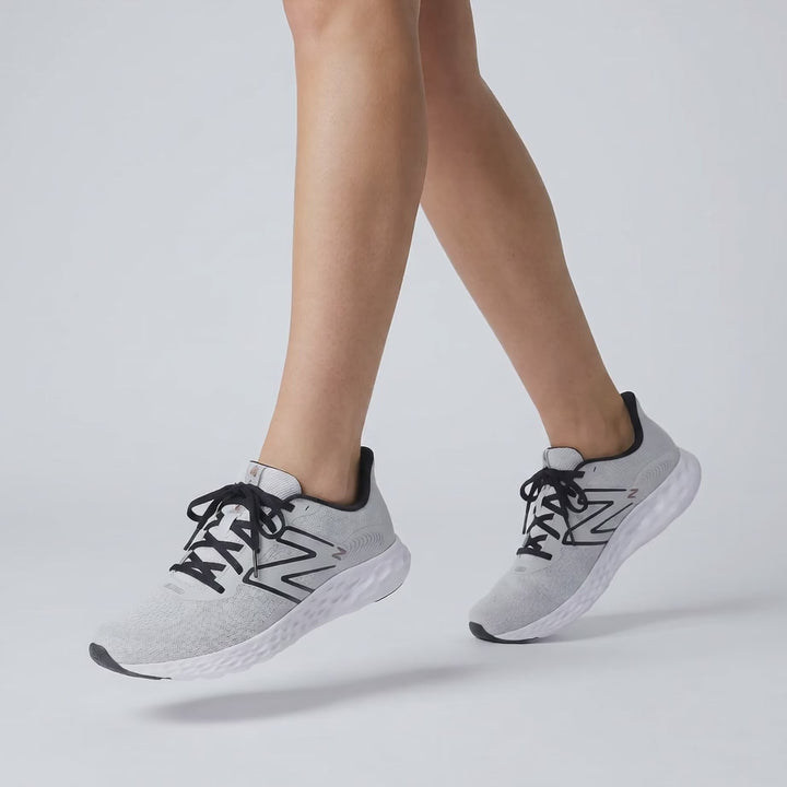Men's Wide Fit New Balance M411RE3 Running Trainers in Grey - Image 1