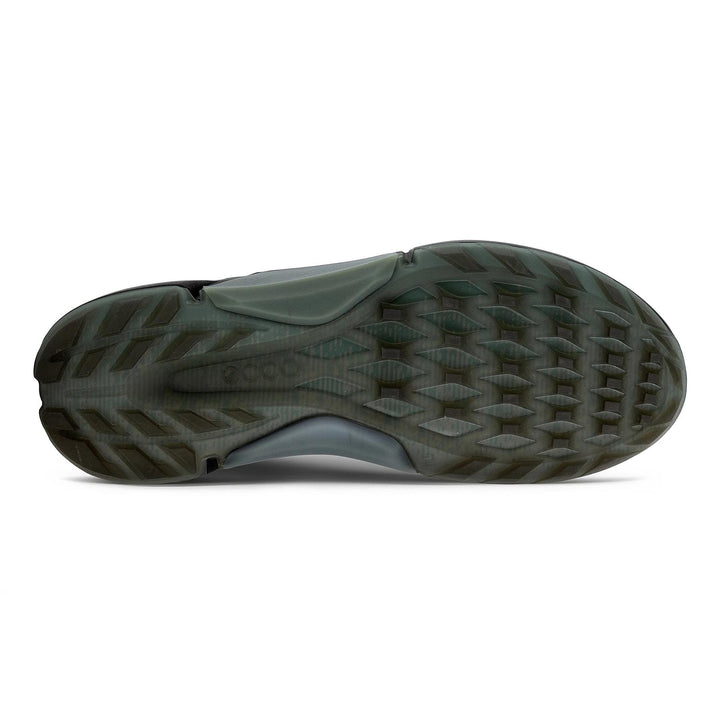Men's Wide Fit ECCO M GOLF BIOM H4 GORE-TEX Shoes in Black - Image 1