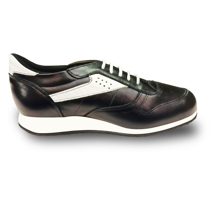 Womens Wide Fit Reed Denise Trainers in Black & White - Image 1