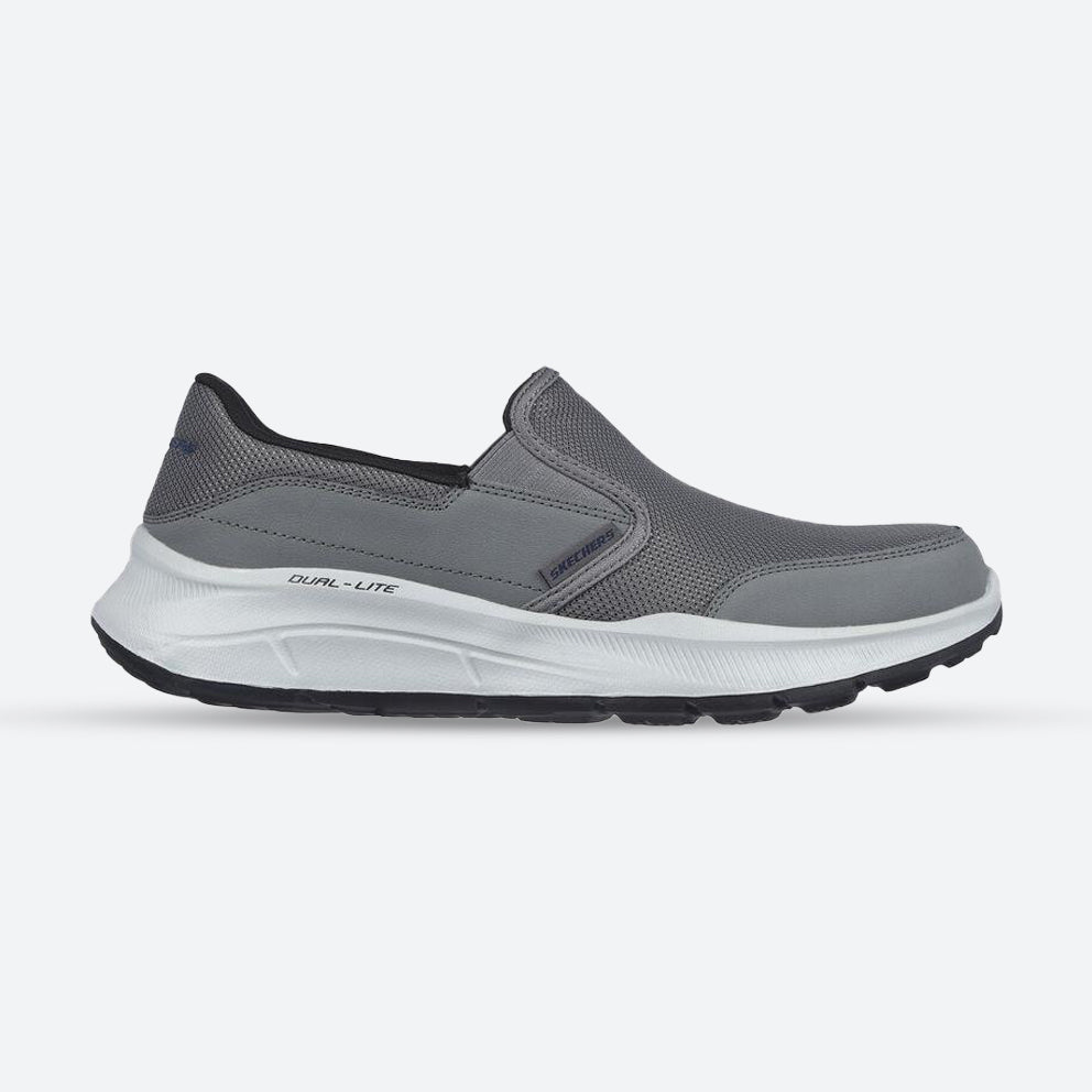 Men's Wide Fit Skechers 232515 Equalizer 5.0 Persistable Walking Trainers in Charcoal - Image 1