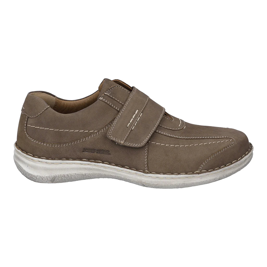 Mens Wide Fit Josef Seibel Alec Shoes in Black - Image 12