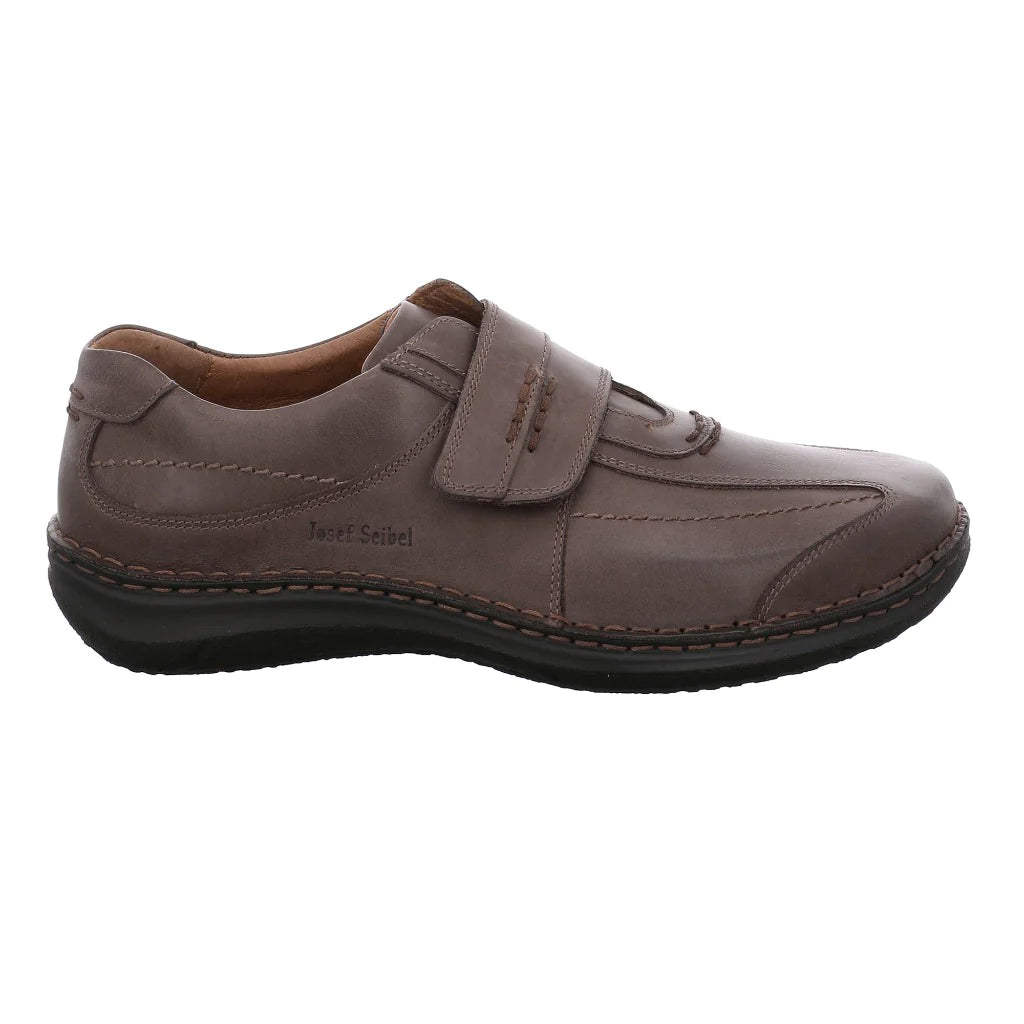 Mens Wide Fit Josef Seibel Alec Shoes in Black - Image 15