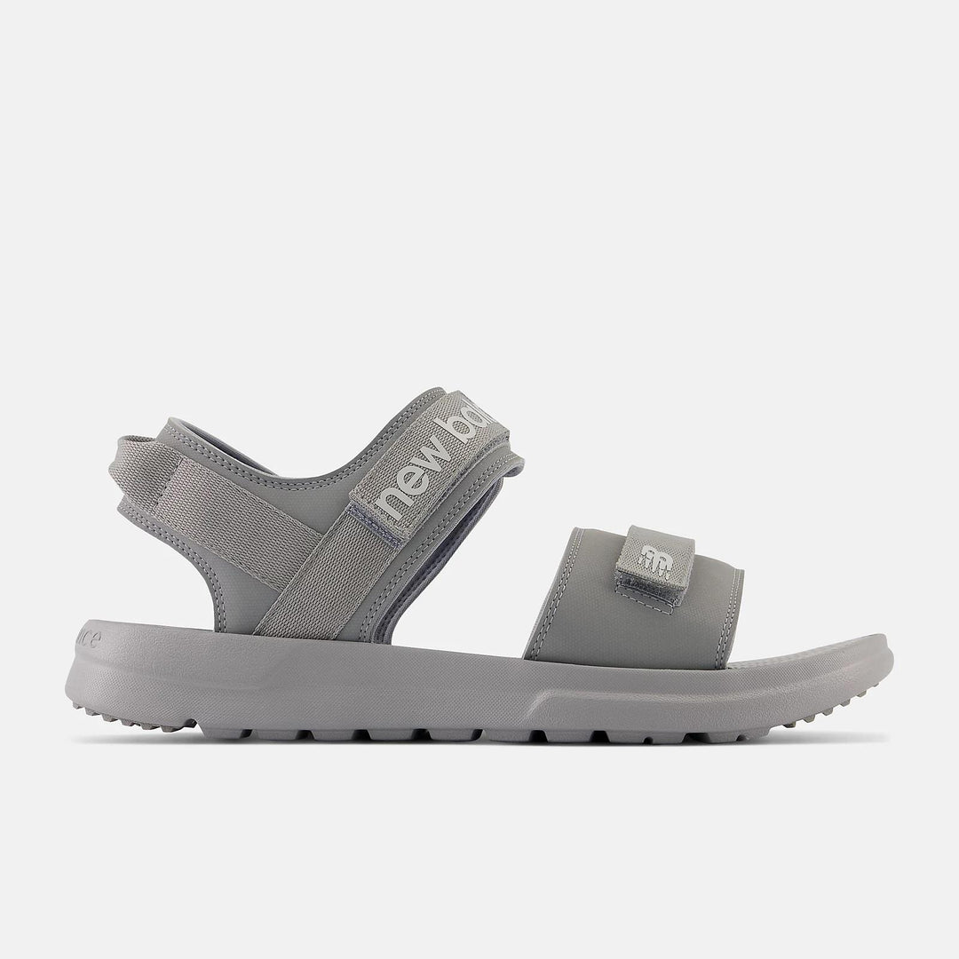 Mens Wide Fit New Balance SUA250A1 Sandals in Grey - Image 3
