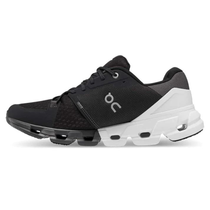 Women's Wide Fit On Cloudflyer 4 Walking Trainers in Black/White - Image 4