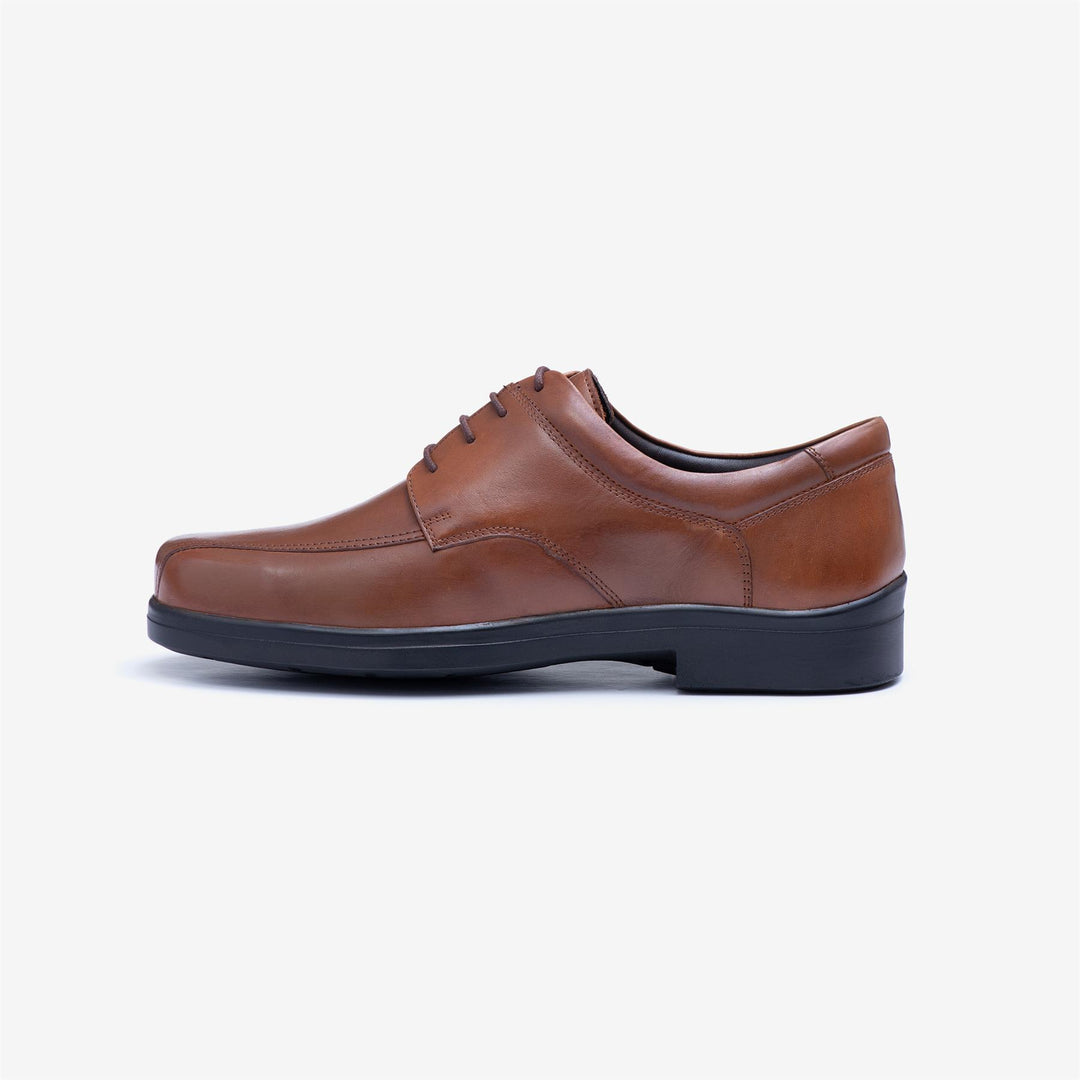 Mens Wide Fit Tredd Well Holmes Shoes in Black - Image 16