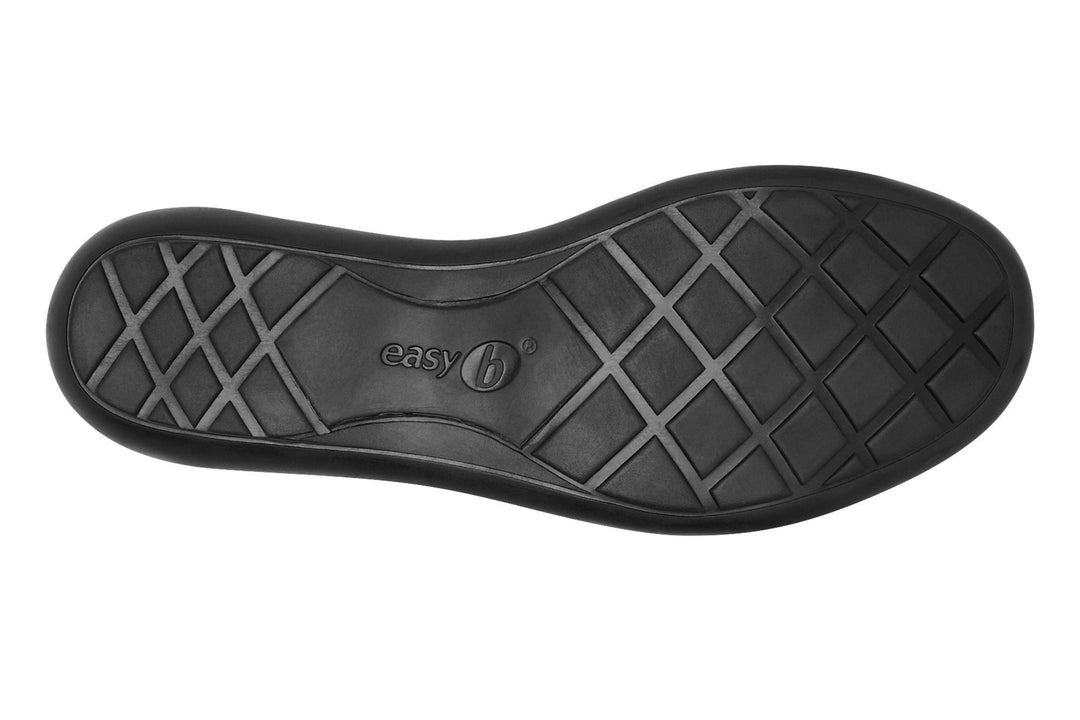 Womens Wide Fit DB Tetbury Court Shoes in Black - Image 4