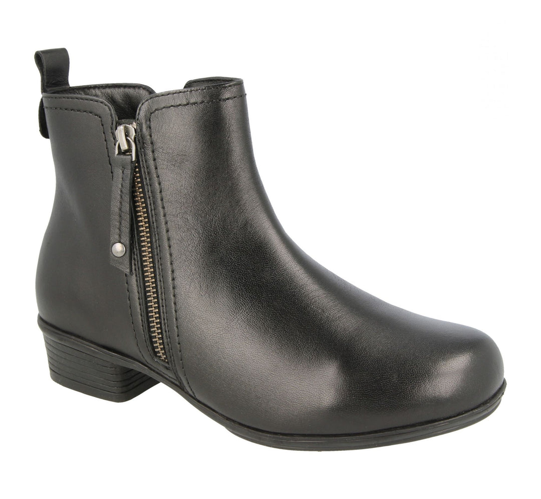 Womens Wide Fit DB Seville Boots in Black - Image 4