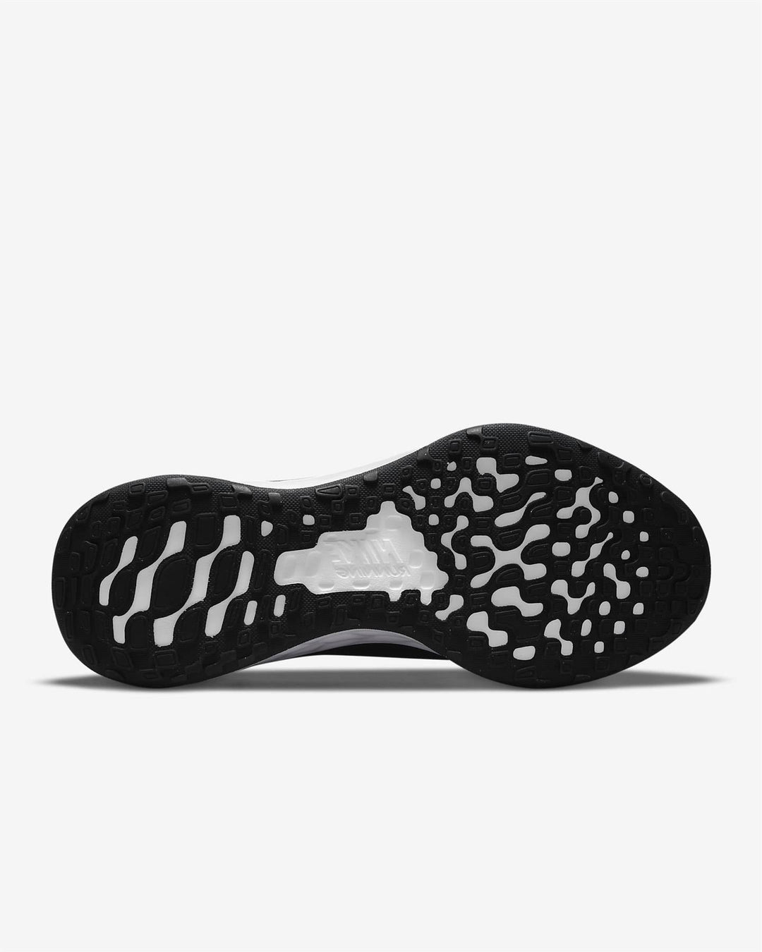 Women's Wide Fit Nike DD8476-003 Revolution 6 Flyease Trainers in Black/White - Image 11