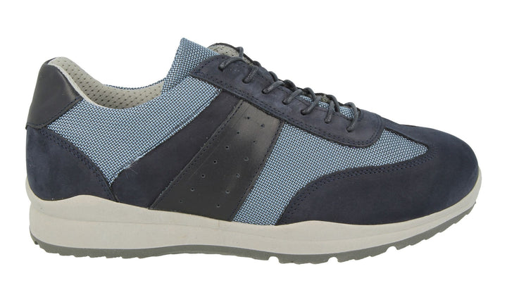 Mens Wide Fit DB Wakefield Shoes in Black - Image 1