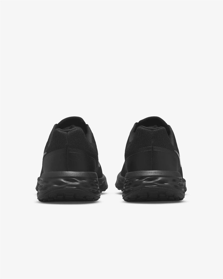 Men's Wide Fit Nike DD8475-001 Revolution 6 Running Trainers in Black/Dark Smoke Grey - Image 1