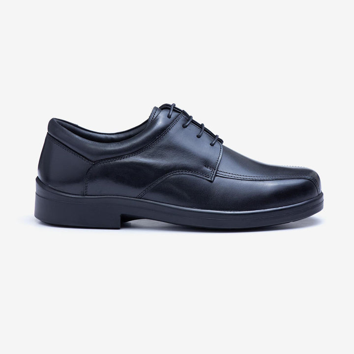 Mens Wide Fit Tredd Well Holmes Shoes in Black - Image 1