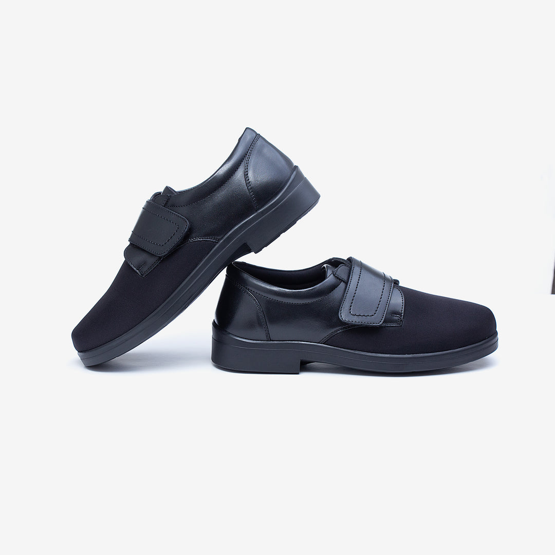 Mens Wide Fit Tredd Well Benjamin Velcro Soft Stretch Shoes in Black - Image 9