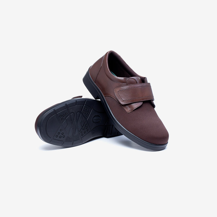 Mens Wide Fit Tredd Well Benjamin Velcro Soft Stretch Shoes in Black - Image 1