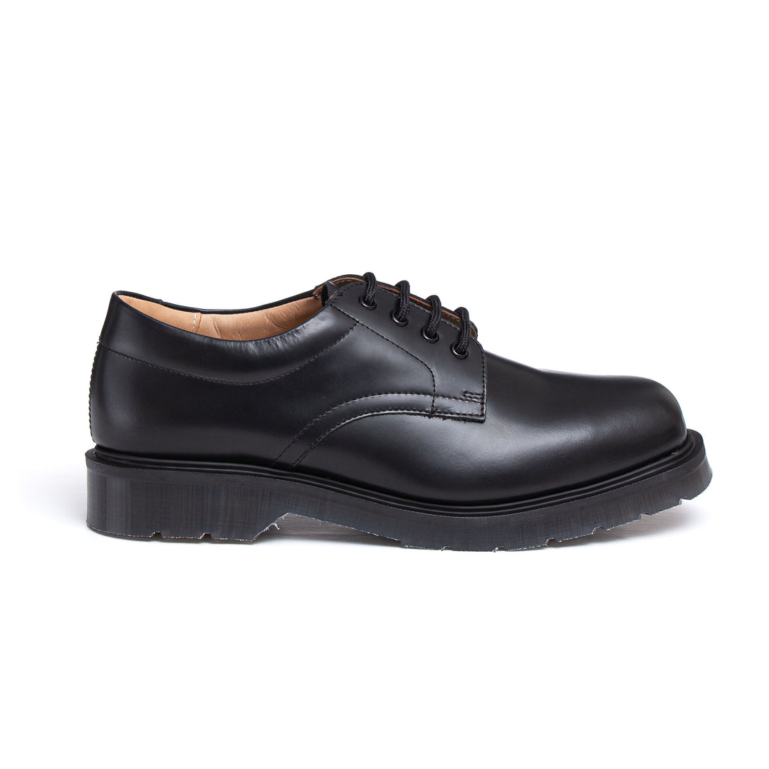 Mens Wide Fit Solovair 1562 Shoes in Black - Image 2