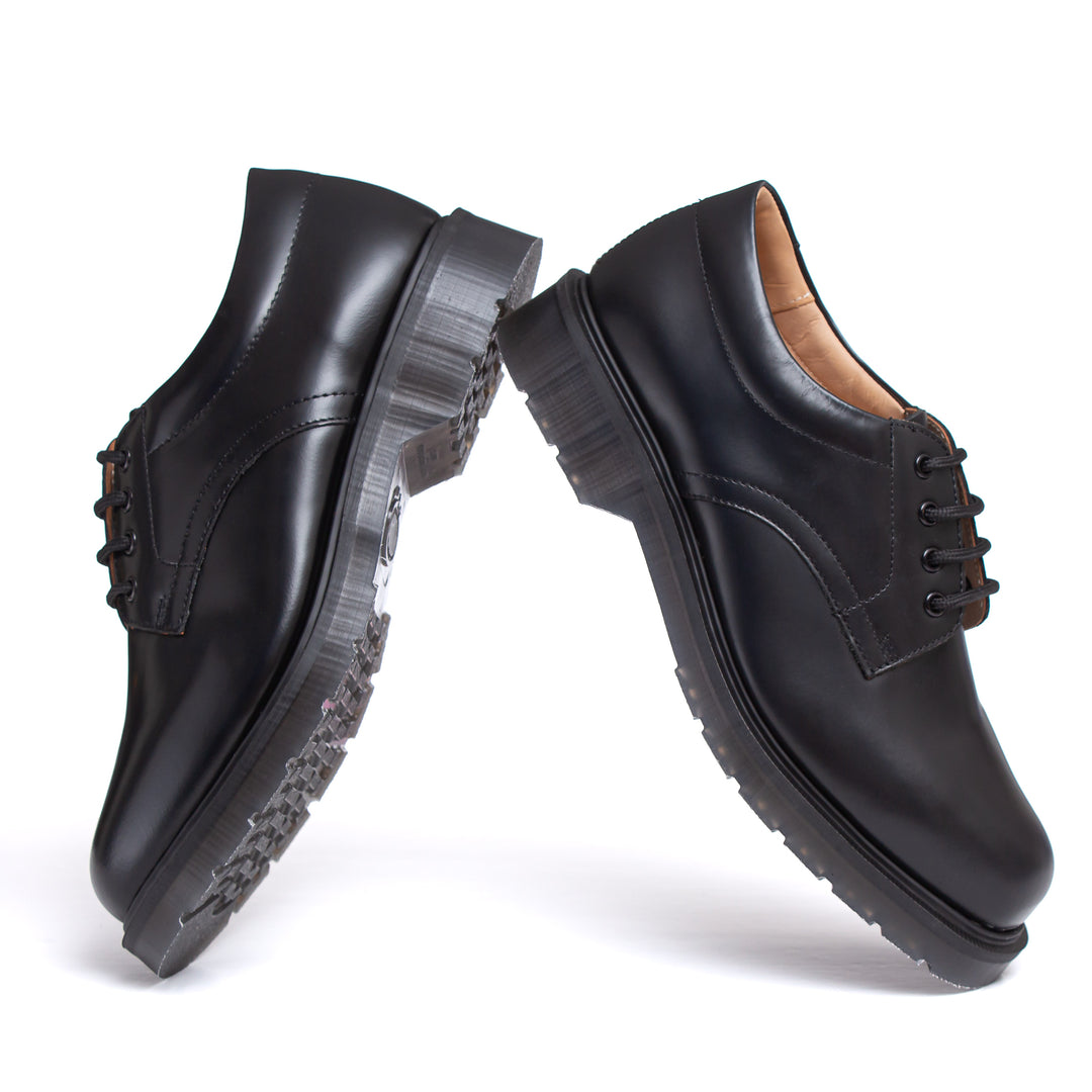 Mens Wide Fit Solovair 1562 Shoes in Black - Image 10