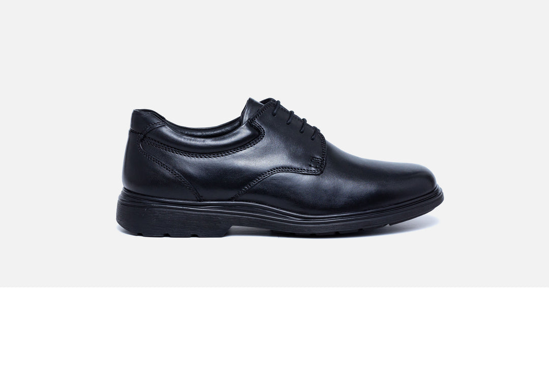 Mens Wide Fit Tredd Well Simon Lace Up Shoes in Black - Image 2