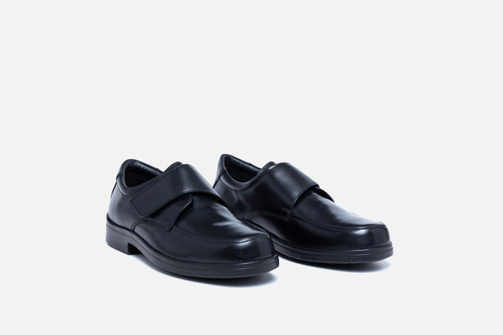 Mens Wide Fit Tredd Well David Velcro Shoes in Black - Image 1