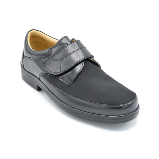 Mens Wide Fit Roamers M195A Shoes in Black - Image 1