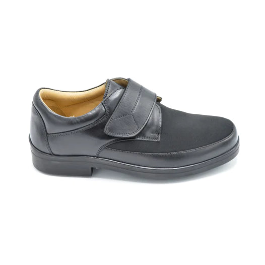 Mens Wide Fit Roamers M195A Shoes in Black - Image 2