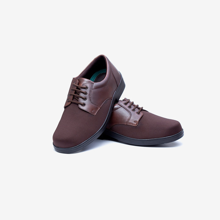 Mens Wide Fit Tredd Well Ryan Lace Up Shoes in Black - Image 1
