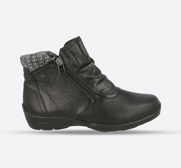 Womens Wide Fit DB Stoke Boots in Black / Stretch - Image 1