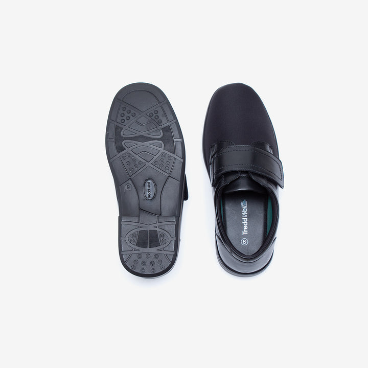 Mens Wide Fit Tredd Well Benjamin Velcro Soft Stretch Shoes in Black - Image 1