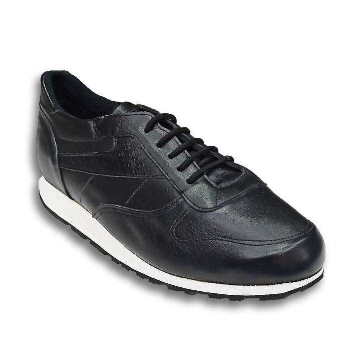 Mens Wide Fit Reed Daly Trainers in Black - Image 1