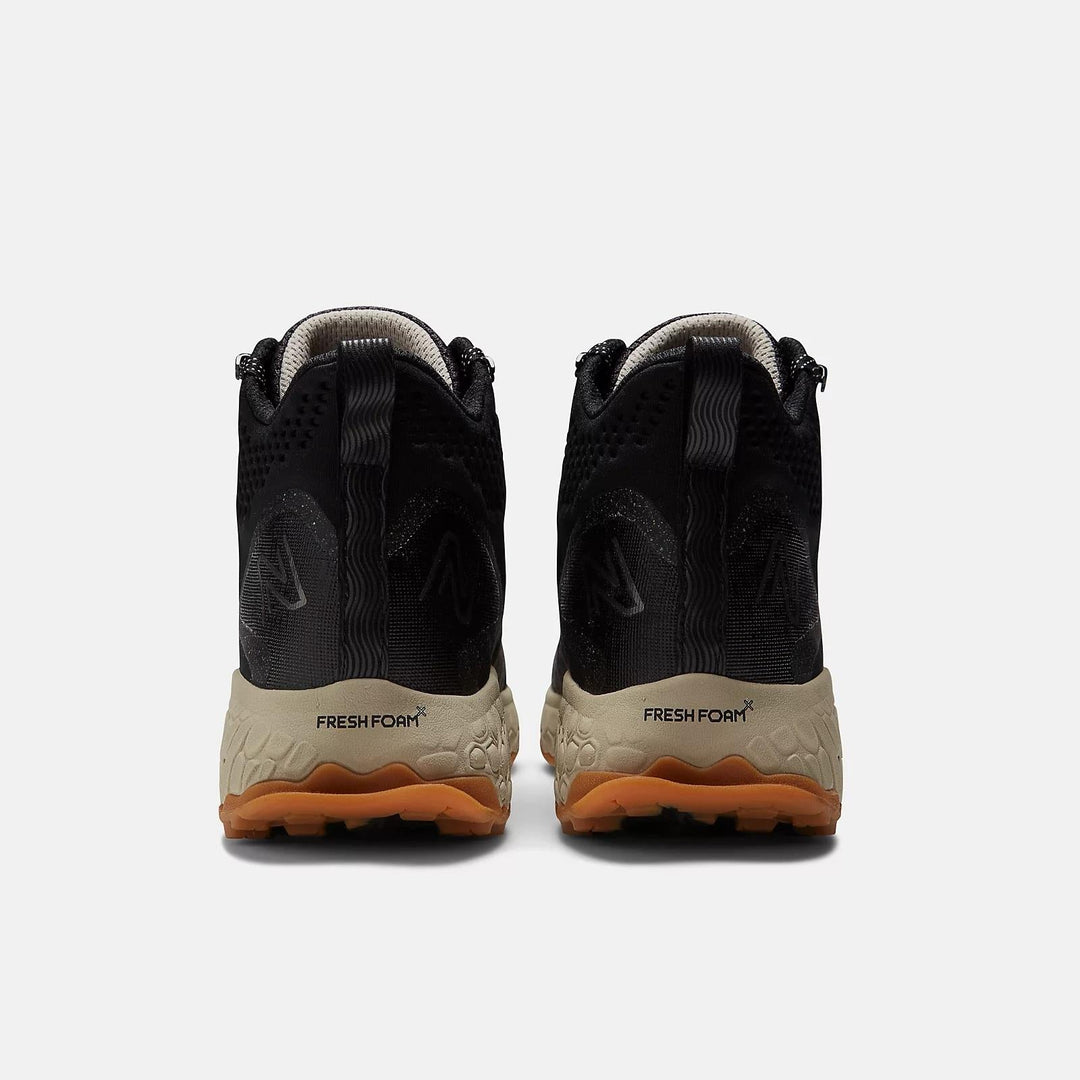 Women's Wide Fit New Balance MTHIMCBB Walking Trainers - Boots in Black With Timberwolf - Image 7