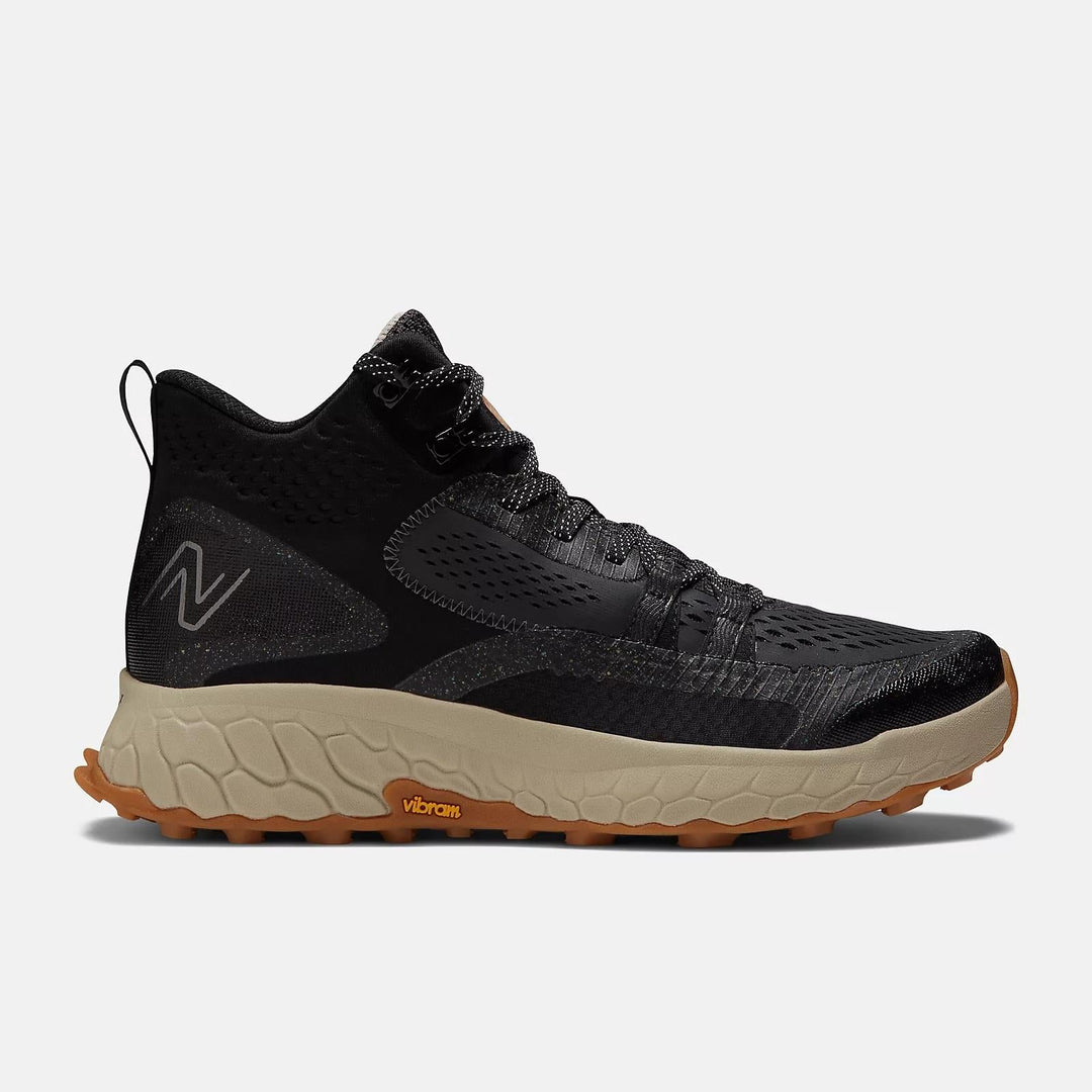 Women's Wide Fit New Balance MTHIMCBB Walking Trainers - Boots in Black With Timberwolf - Image 3