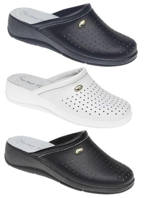 Womens Wide Fit DEK L128 Mule Sandals in Black - Image 1