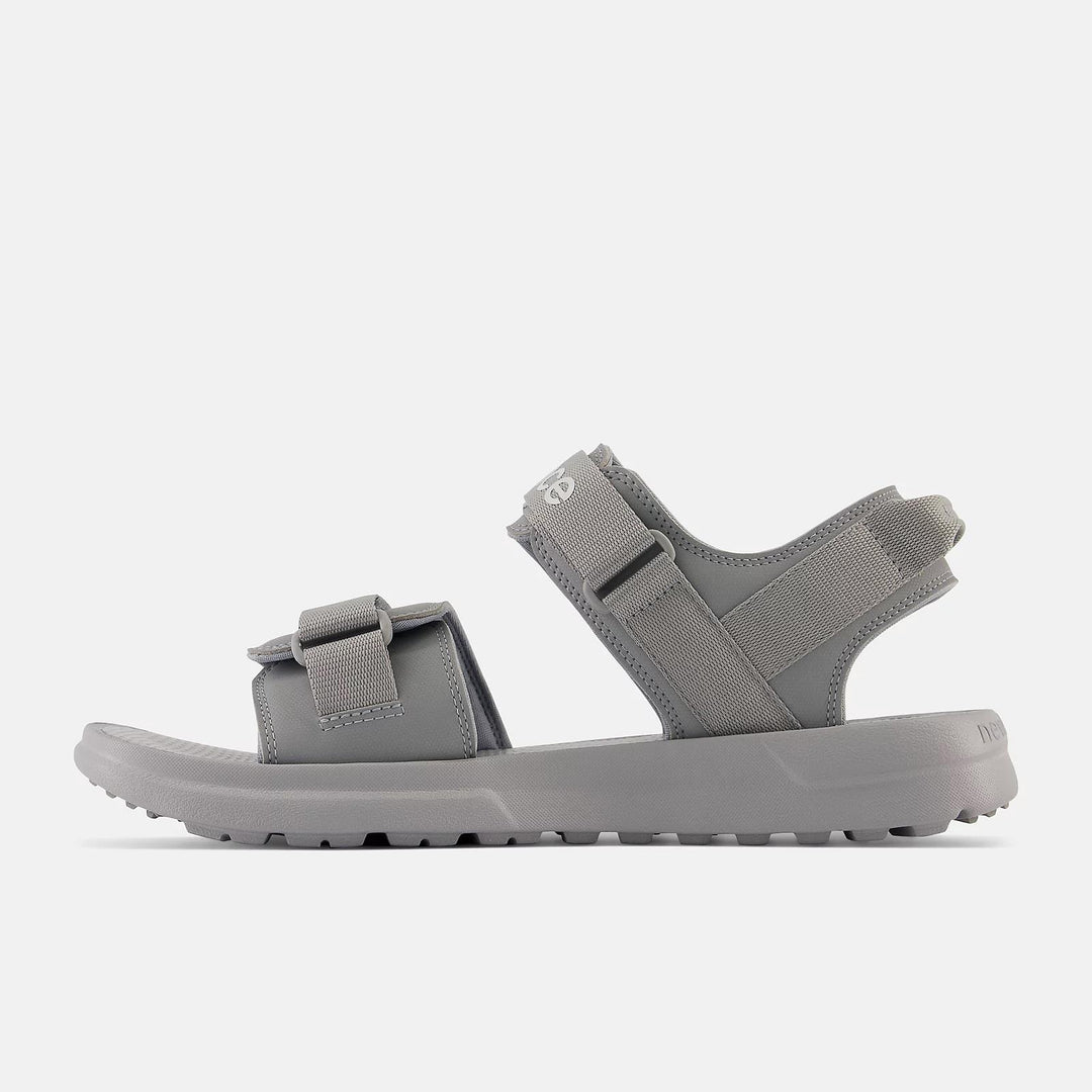 Mens Wide Fit New Balance SUA250A1 Sandals in Grey - Image 5