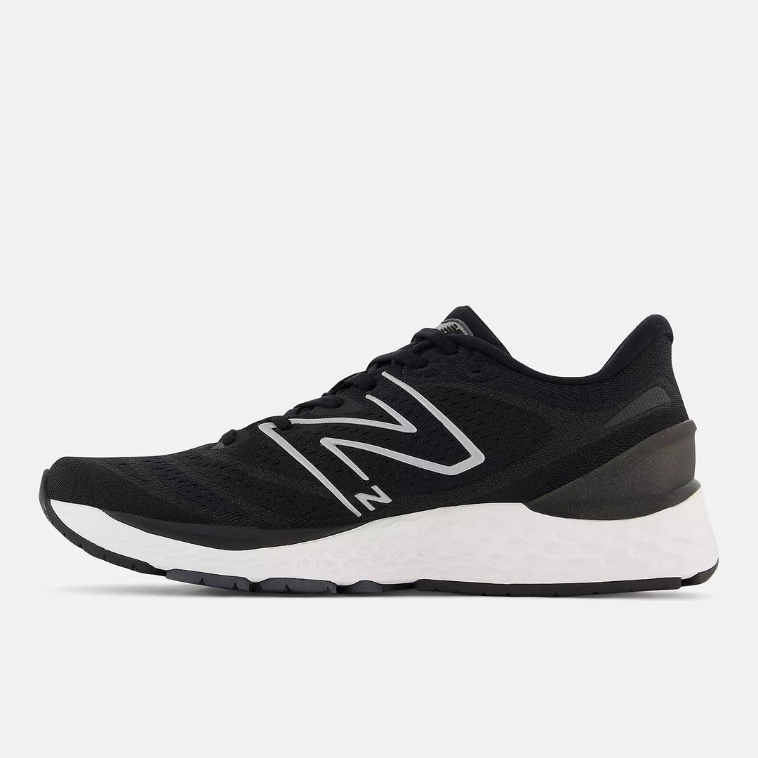 Women's Wide Fit New Balance MSOLVBW4 Running/Walking Trainers - Black/White in Black/White - Image 4