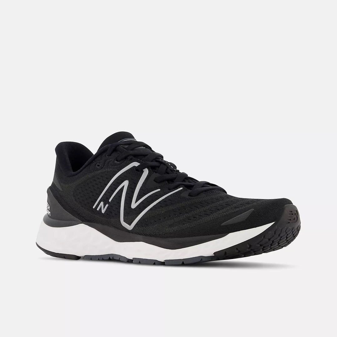 Women's Wide Fit New Balance MSOLVBW4 Running/Walking Trainers - Black/White in Black/White - Image 5