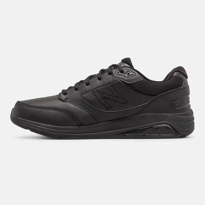 Mens Wide Fit New Balance MW928BK Trainers in Black - Image 1