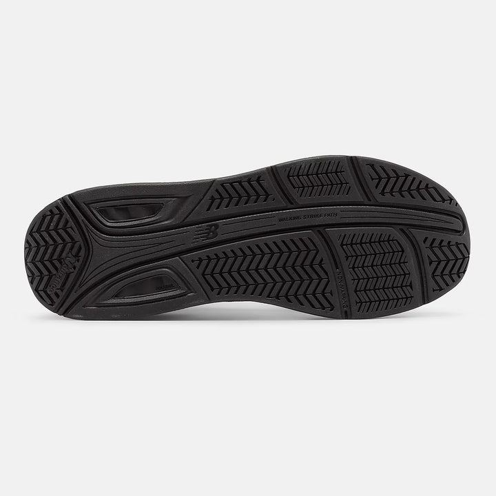 Mens Wide Fit New Balance MW928BK Trainers in Black - Image 1